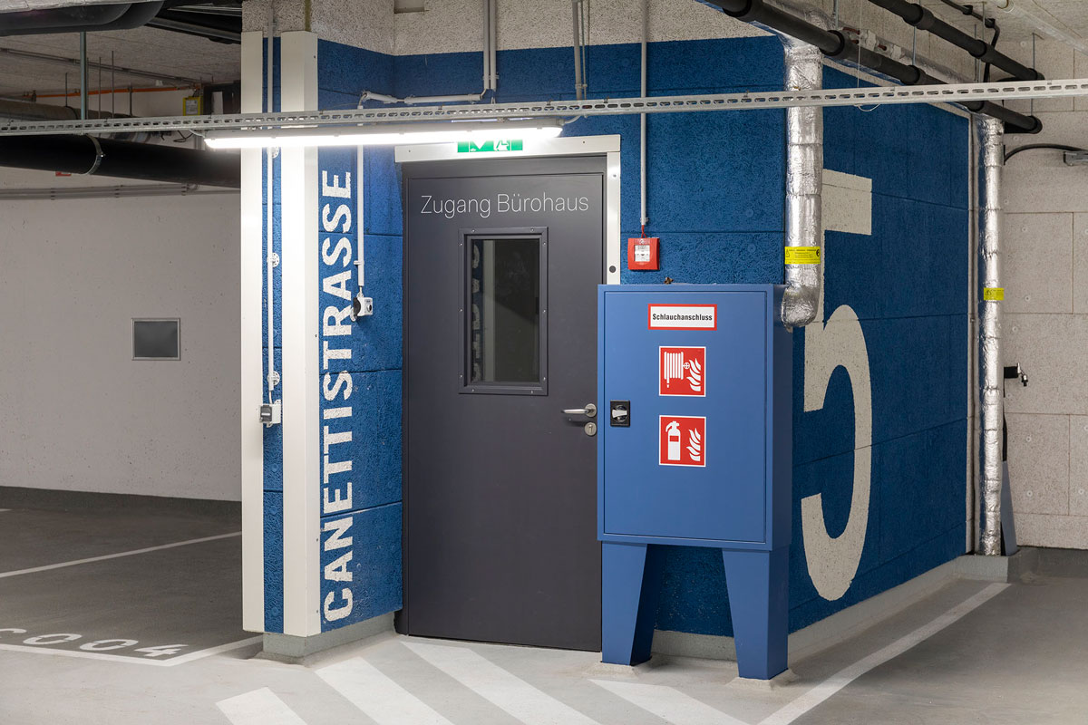 Portes en acier et acier inoxydable STS / STU Hörmann